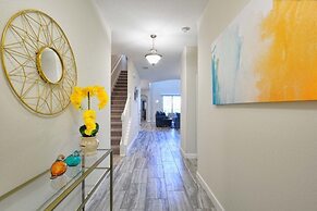 Solterra - 5 Bedrooms House w/pool-7035SR Home by RedAwning