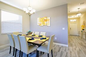 Solterra - 5 Bedrooms House w/pool-7035SR Home by RedAwning