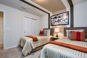 Windsor at Westside-7 Bedrooms House w/pool-3712WW Home by RedAwning