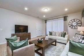 Windsor at Westside-7 Bedrooms House w/pool-3712WW Home by RedAwning