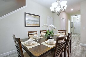 Storey Lake-5 Bedroom W/Splashpool-1617S Townhouse by RedAwning