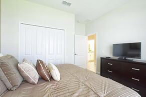 Storey Lake-5 Bedroom W/Splashpool-1617S Townhouse by RedAwning