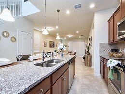 Windsor at Westside-6 Bedrooms House w/pool-3721WW Home by RedAwning