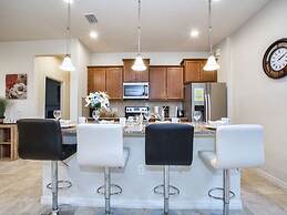 Windsor at Westside-6 Bedrooms House w/pool-3721WW Home by RedAwning