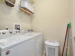 Windsor at Westside-6 Bedrooms House w/pool-3721WW Home by RedAwning