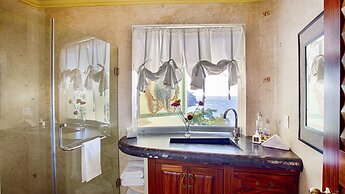 Luxury Beach Frontage Villa For Rent