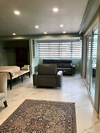 Luxury Beach Frontage Villa For Rent