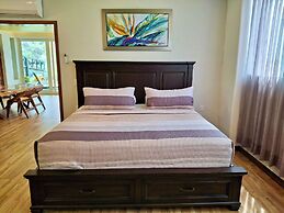Luxury Beach Frontage Villa For Rent