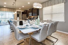 Windsor at Westside-5 Bedrooms House w/pool-3715WW Home by RedAwning