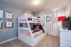 Windsor at Westside-5 Bedrooms House w/pool-3715WW Home by RedAwning