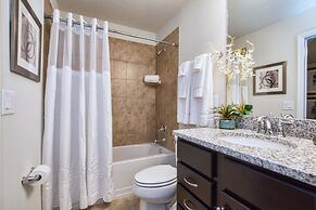 Windsor at Westside-5 Bedrooms House w/pool-3715WW Home by RedAwning