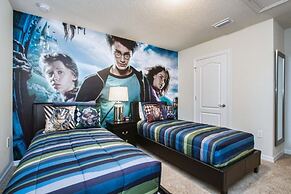 Windsor at Westside-5 Bedrooms House w/pool-3715WW Home by RedAwning