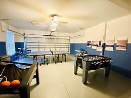 Solterra - 6 Bedrooms House w/pool-7040SR Home by RedAwning