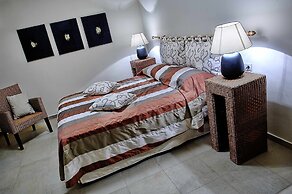 Spacious Villa With Private Pool and sea View, Just 150 Meters From th