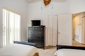 Beautiful Private South Facing Pool 4 Bedroom Villa by RedAwning