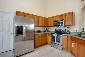 Beautiful Private South Facing Pool 4 Bedroom Villa by RedAwning