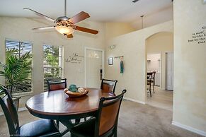 Beautiful Private South Facing Pool 4 Bedroom Villa by RedAwning