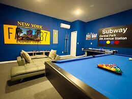 Beautiful Brand New 5 Bed With Pool And Spa (2481 5 Bedroom Villa by R