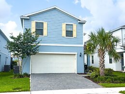 Beautiful Brand New 5 Bed With Pool And Spa (2481 5 Bedroom Villa by R