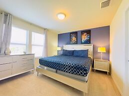 Beautiful Brand New 5 Bed With Pool And Spa (2481 5 Bedroom Villa by R