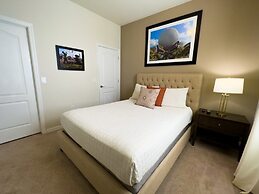 Beautiful Brand New 5 Bed With Pool And Spa (2481 5 Bedroom Villa by R