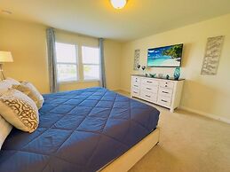 Beautiful Brand New 5 Bed With Pool And Spa (2481 5 Bedroom Villa by R