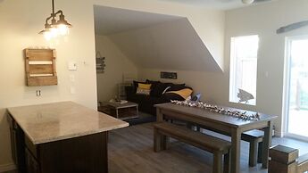 Cottage Jasmine on the Shediac Bay With hot tub