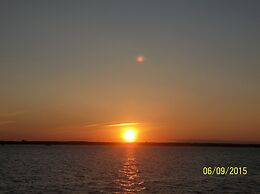 Cottage Jasmine on the Shediac Bay With hot tub