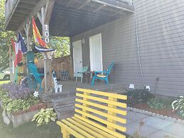 Cottage Jasmine on the Shediac Bay With hot tub