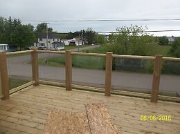 Cottage Jasmine on the Shediac Bay With hot tub