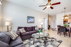 2307butterway 3 Bedroom Condo by Redawning