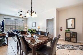 2307butterway 3 Bedroom Condo by Redawning