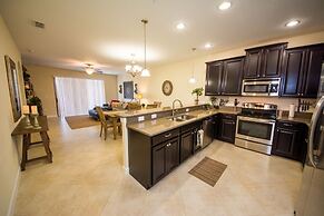 H2u - Alana - Cg8902 - Mo 3 Bedroom Townhouse by Redawning