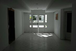 Rent Apartment F4 Richly Furnished In Tunis