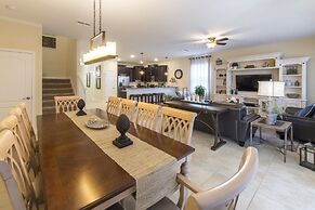 H2u - Evangeline - Cg1427 8 Bedroom Home by Redawning