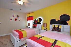 Paradise Palms - 5 Bedroom Pool - 3500PP Home by RedAwning