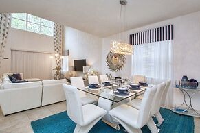 Paradise Palms - 5 Bedroom Pool - 3500PP Home by RedAwning