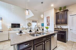 Paradise Palms - 5 Bedroom Pool - 3500PP Home by RedAwning