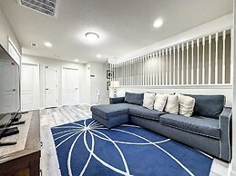 Windsor-5 Bed W/splashpool-3801ww 5 Bedroom Townhouse by RedAwning