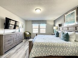 Windsor-5 Bed W/splashpool-3801ww 5 Bedroom Townhouse by RedAwning