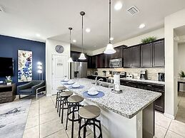 Windsor-5 Bed W/splashpool-3801ww 5 Bedroom Townhouse by RedAwning