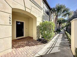 Windsor-5 Bed W/splashpool-3801ww 5 Bedroom Townhouse by RedAwning
