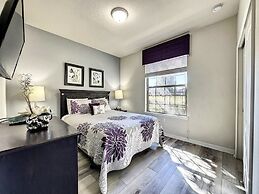 Windsor-5 Bed W/splashpool-3801ww 5 Bedroom Townhouse by RedAwning