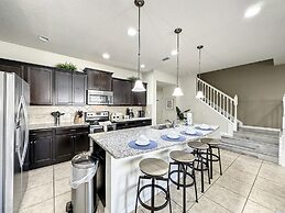 Windsor-5 Bed W/splashpool-3801ww 5 Bedroom Townhouse by RedAwning