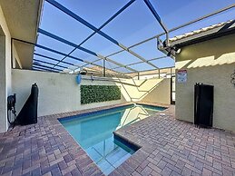 Windsor-5 Bed W/splashpool-3801ww 5 Bedroom Townhouse by RedAwning