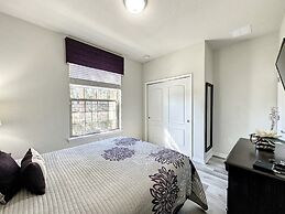 Windsor-5 Bed W/splashpool-3801ww 5 Bedroom Townhouse by RedAwning