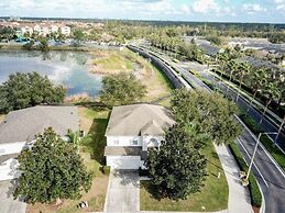 This amazing 6 Bedroom property with a lake view Villa by RedAwning