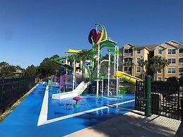 This amazing 6 Bedroom property with a lake view Villa by RedAwning