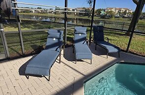 This amazing 6 Bedroom property with a lake view Villa by RedAwning