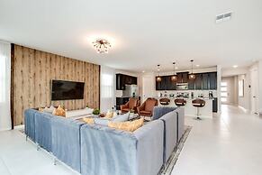 South Facing With Lots Of Games In Game Room! 9 Bedroom Villa by RedAw